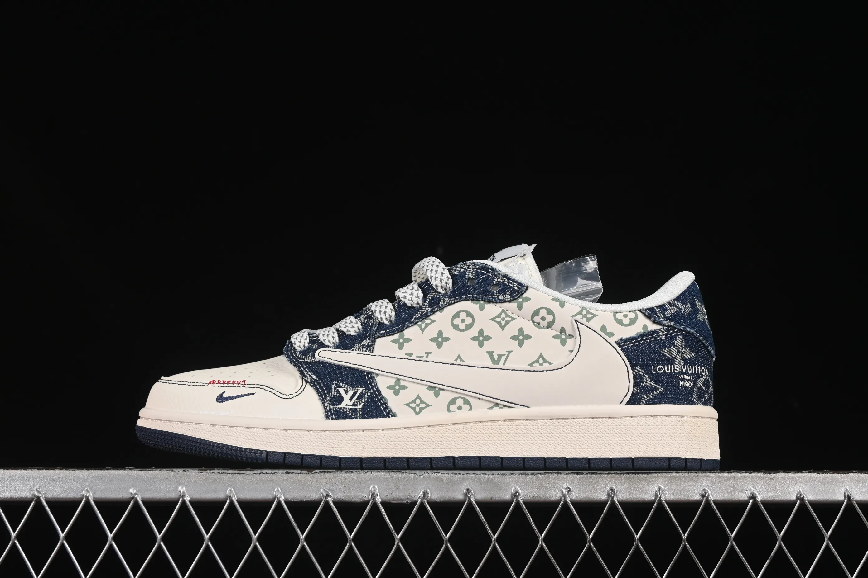 All categories Air Jordan Jordan series basketball shoes Air Jordan 1 Low High-end customized low-top sneakers Travis Scott x Fragment Design x Air Jordan 1 Low OG SP AJ1 LV joint blue denim low-top cultural casual sneakers YX5066-326
